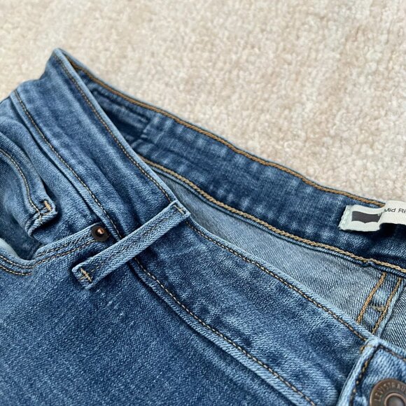 Levi’s Mid Rise Stretch Blue Skinny Jeans 18W - Picture 11 of 11